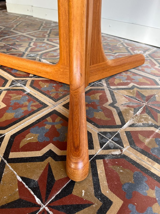 Image 1 of Danish dining table – Dyrlund