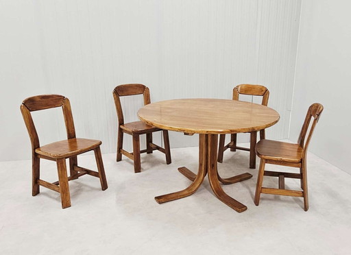 Vintage dining area
