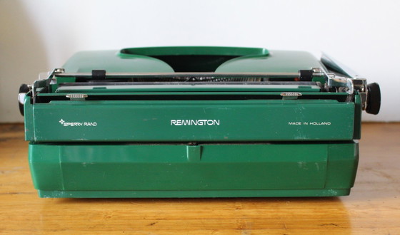Image 1 of Remington Concord typemachine