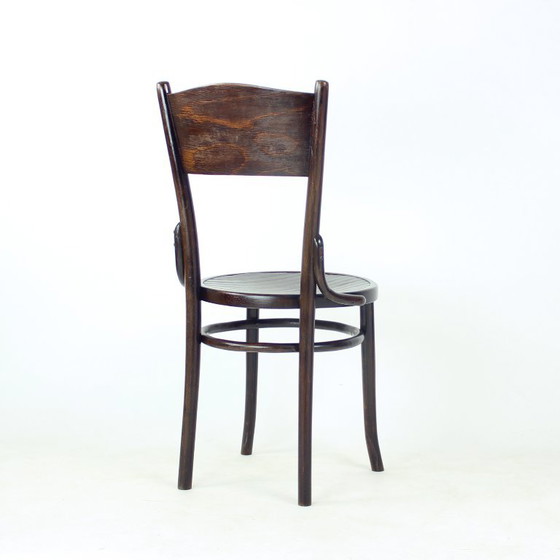 Bentwood Chair by Thonet, Czechoslovakia 1940s – Dining chairs, Klassiek (photo 5 of 15)