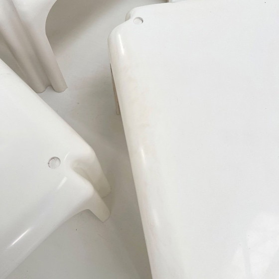 Set of 5 Elena Stacking Tables by Vico Magistretti for Artemide, 1970s – Side tables, Plastic (photo 6 of 9)