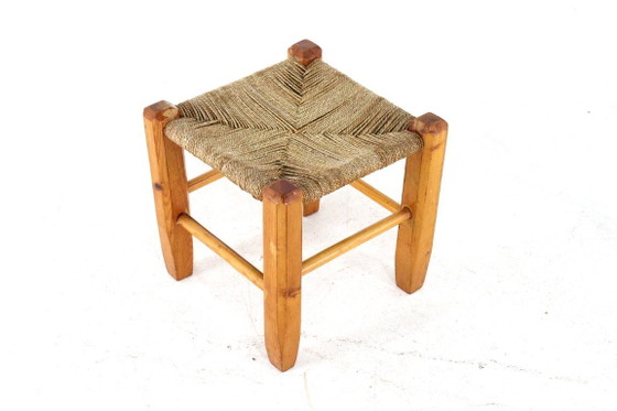 Image 1 of Tabouret/table d'appoint vintage en rotin