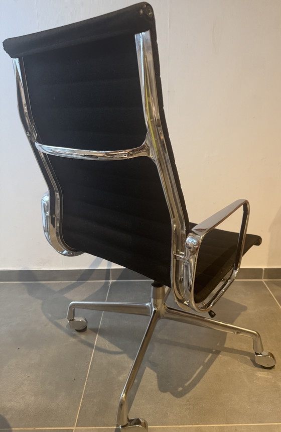 Silla de aluminio Vitra Herman Miller Eames EA119 – Sillas de oficina, Textile, Aluminium (photo 5 of 7)