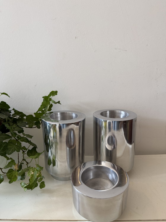 Image 1 of Set aus 3 verchromten Teelichthaltern/Kerzenständern