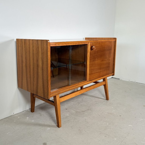 Image 1 of Vintage sideboard/television cabinet high gloss walnut, Bilea