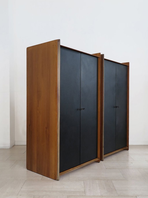 Kleiderschränke aus Holz und Leder von Afra & Tobia Scarpa für Maxalto, Italien, 1970er Jahre, 2er Set