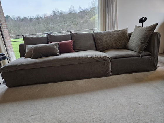 Image 1 of Maison de Vacances sofa