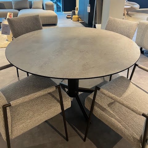 Image 1 of Tavolo da pranzo Rosetto