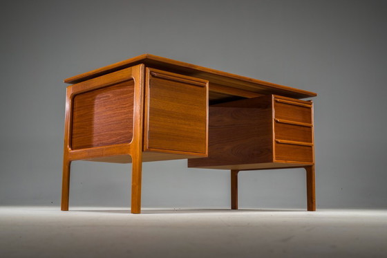 Image 1 of  Mid Century Teak-Schreibtisch von GV Møbler, 1970er Jahre