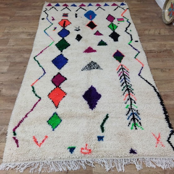 Image 1 of Alfombra bereber colorida – Alfombra marroquí hecha a mano con símbolos geométricos (270 × 144 cm)