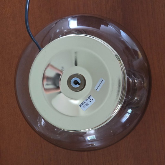Image 1 of Vintage Space Age tafellamp – Peill & Putzler “Wave” / “Futura” – 1970s Duitsland – Rookglas en Metaal – Ø 22 cm. Space Age