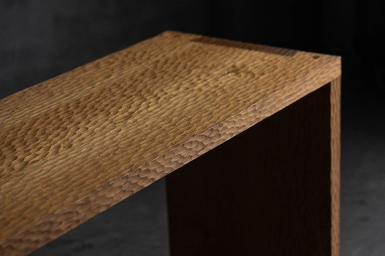 Image 1 of Consola de roble tallada a mano, Francia, principios del siglo XXI