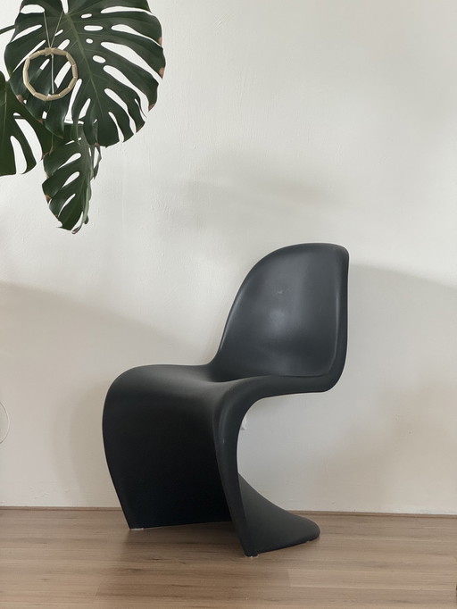 Vitra Panton Black