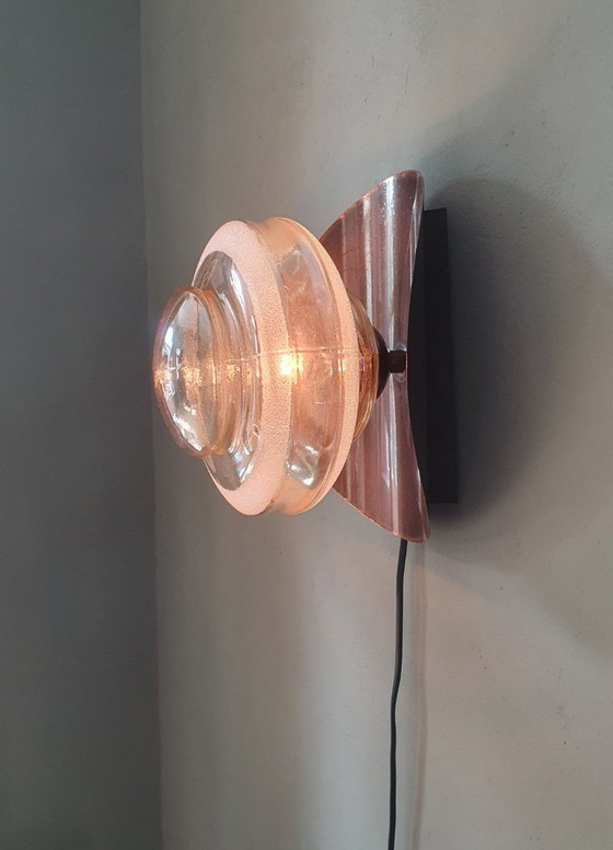 Image 1 of Lampada da parete vintage in rame e vetro - Jugoslavia - Metà secolo