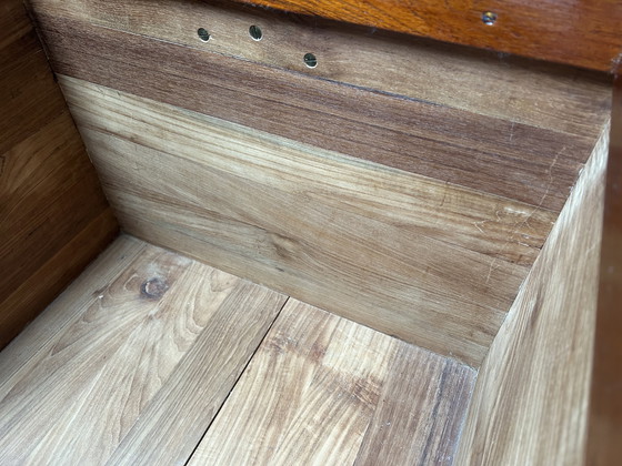 Image 1 of Coffre à couvertures vintage en bois dur