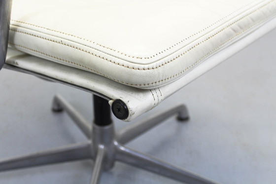 Image 1 of Ea217 Bürostühle Charles & Ray Eames Sitze