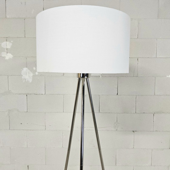 Image 1 of Zuiver tripod floor lamp white fabric shade chrome leg / tripod lamp / dutch design floorlight