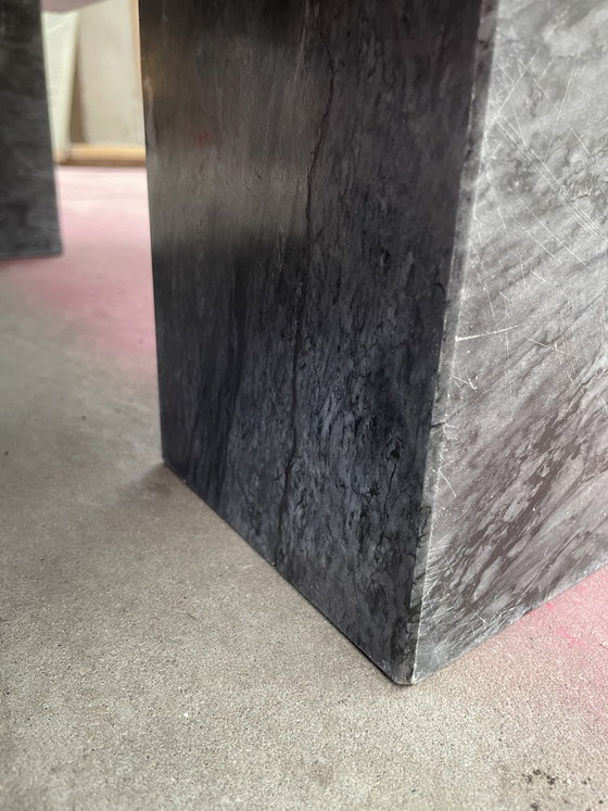 Image 1 of Zwart marmeren salontafel uit de jaren zeventig 