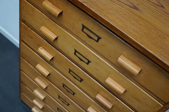 Image 1 of Mobiletto da farmacia industriale tedesco in legno di faggio, metà del XX secolo