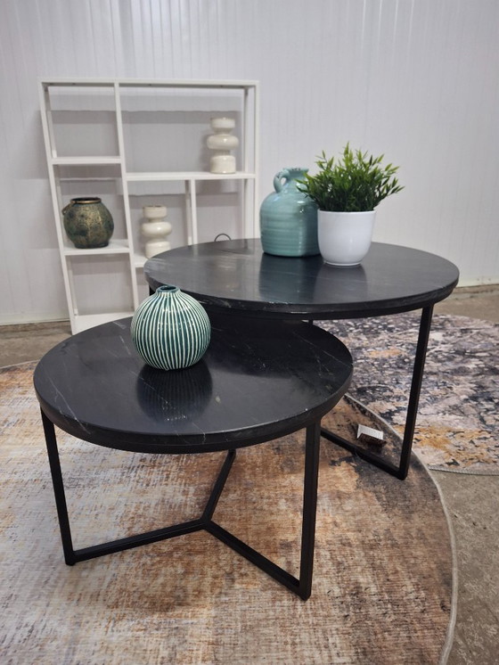 Image 1 of Ensemble de table basse chic avec plateau en marbre véritable et piètement en métal