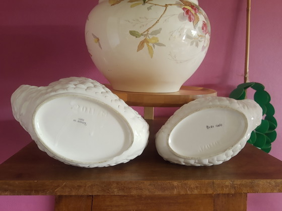 Ensemble de 2 magnifiques pots de fleurs en porcelaine blanche de style Mid-Century, en forme de cygne, de (photo 12 of 14)