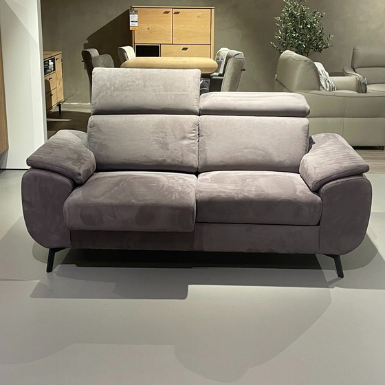 Image 1 of 3 2 Zits Napels