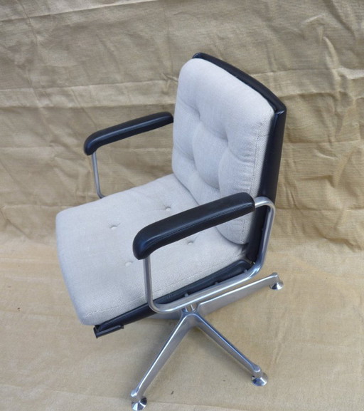 Wool and Leather Office Chair – fauteuils (photo 2 of 7)