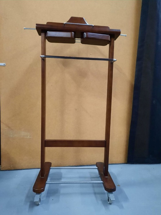 Image 1 of Valet de chambre pratique