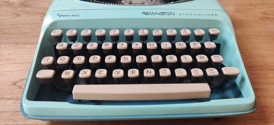 Image 1 of Machine à écrire Remington Streamliner Sperry Rand
