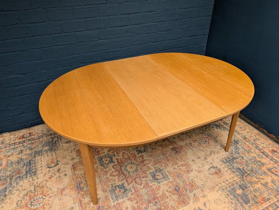 Image 1 of Vintage eiken ronde eettafel, model 55 van Omann Jun, jaren 60