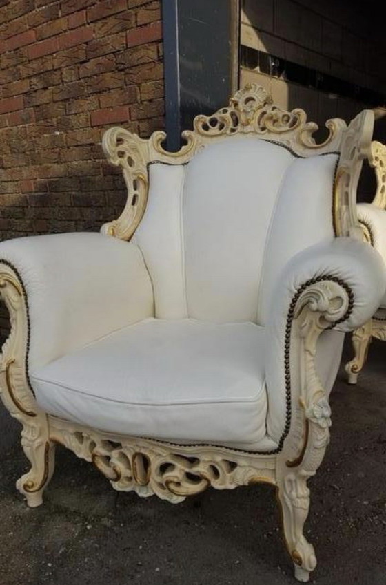 Image 1 of Wit craquelé barok bank met fauteuils leder