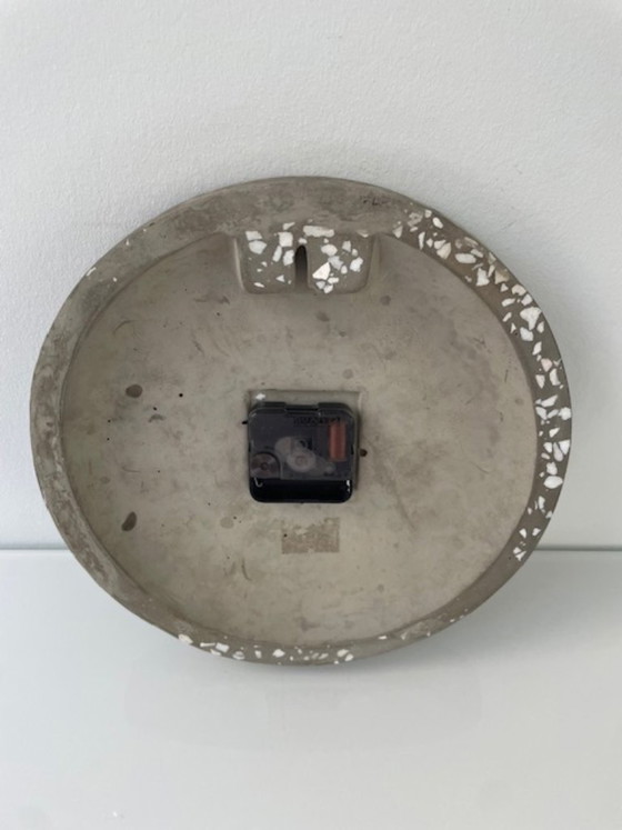 Image 1 of Moderne terrazzo wandklok – betonlook design