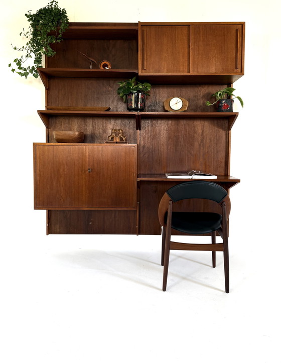 Image 1 of Vintage modulair teakhouten wandsysteem ‘60