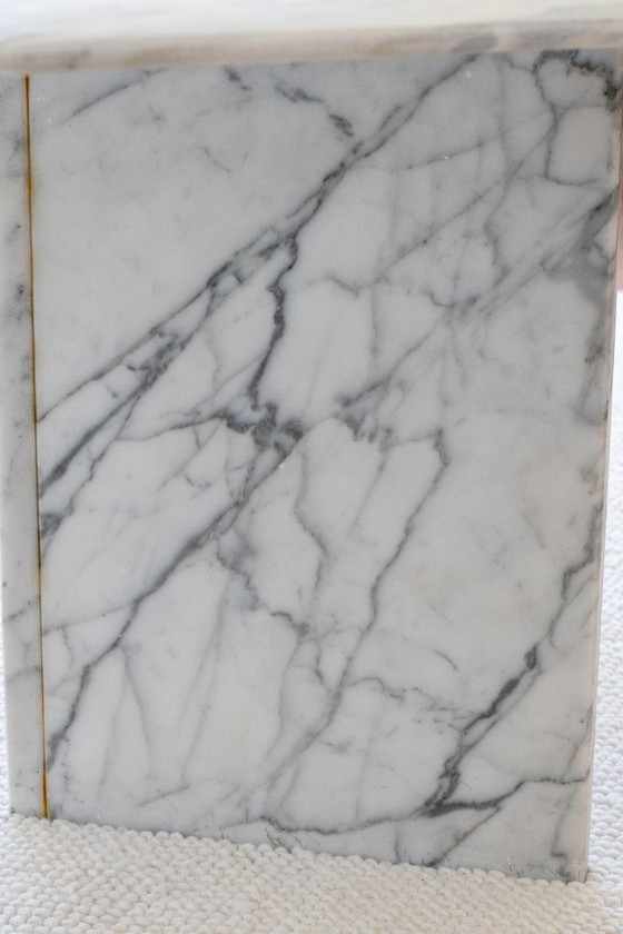 Italian carrara marble side table, White, Modern (photo 6 of 6)