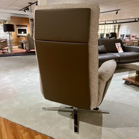 Image 1 of Shelby relax