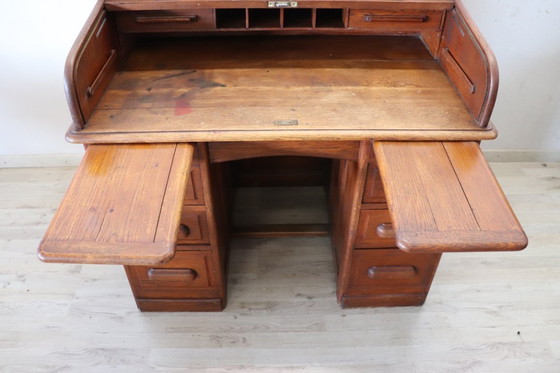 Image 1 of Escritorio con tapa enrollable en madera de roble, Italia, principios del siglo XX