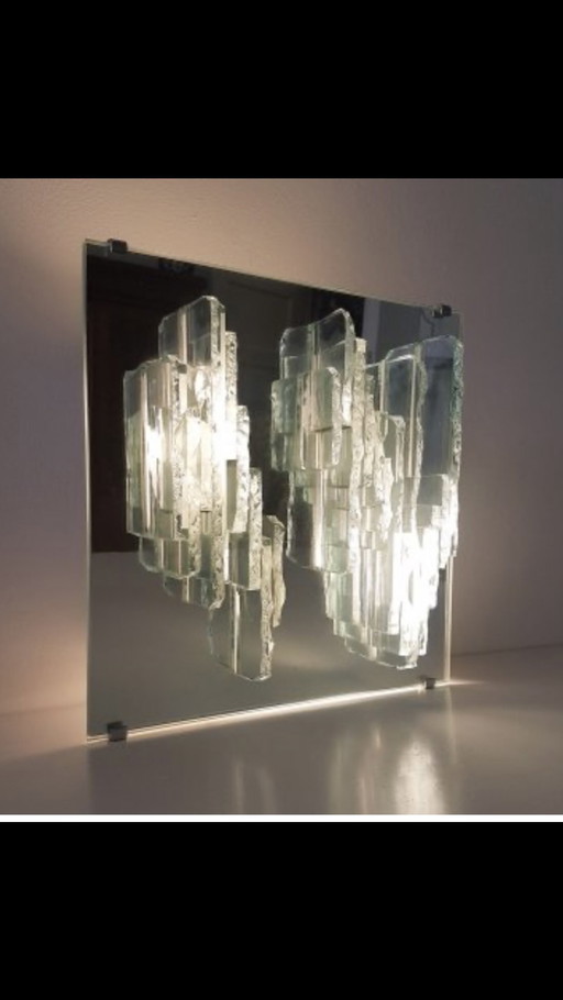 RAAK mirror wall light