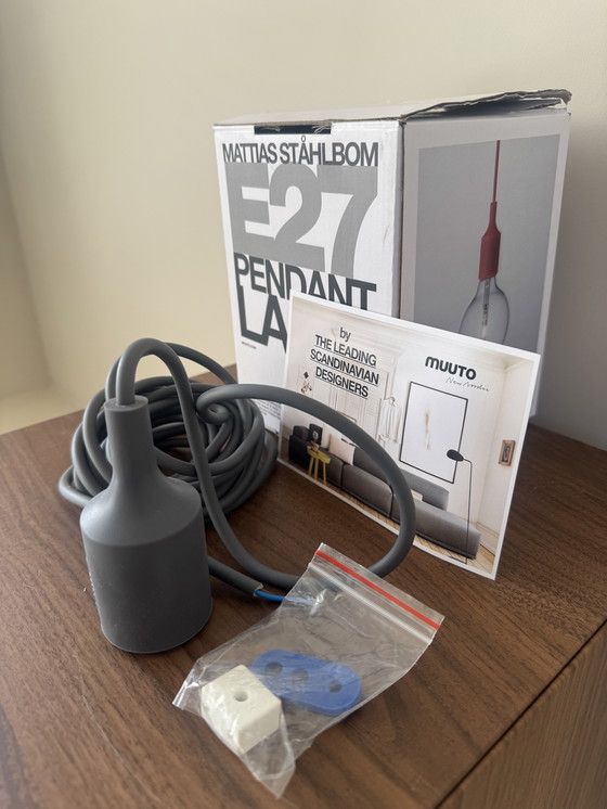 Image 1 of Lámpara colgante LED Muuto E27