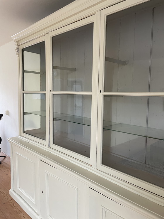 Image 1 of Vitrinekast antiek