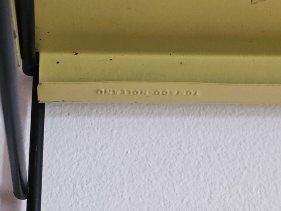 Image 1 of Vintage Tomado Holland wandrek boekenrek rek