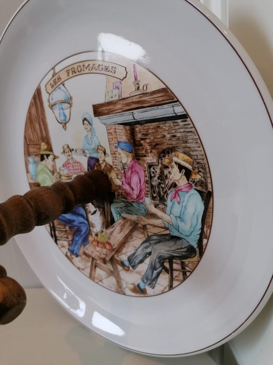 Image 1 of `Pillivuyt Cheese Board + 4x Efteling Laaf Cheese Knives 2000`