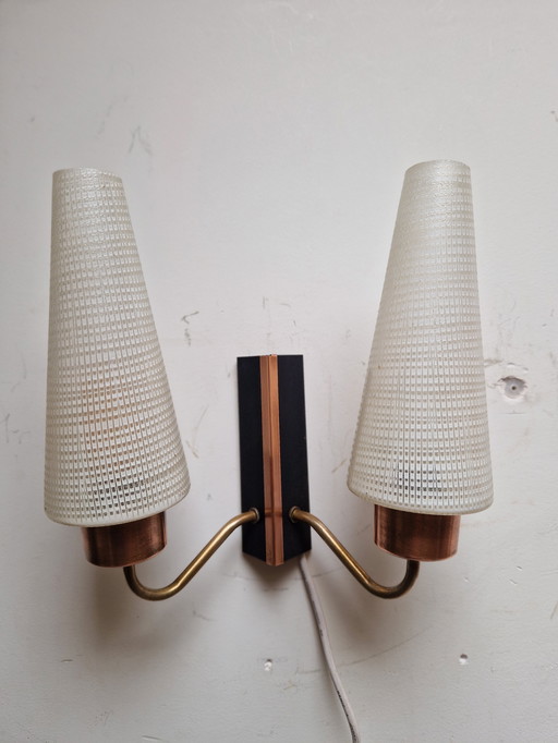 Wandleuchte aus den späten 1950er Jahren