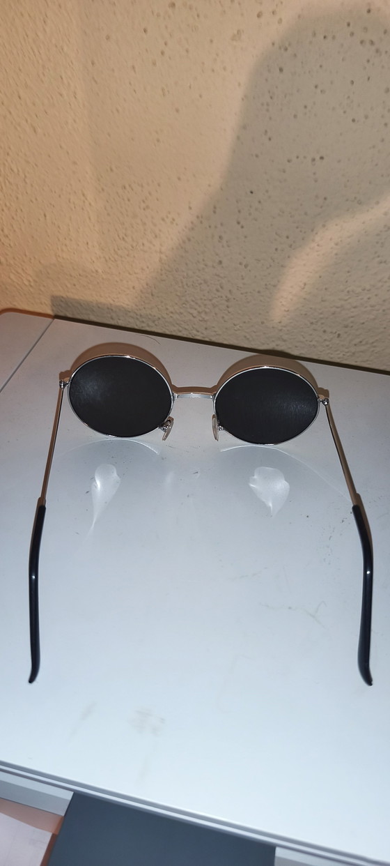 Lunettes style Jon Lennon des années 70 et 80 – Cadeaux, Glass, Metal (photo 7 of 9)