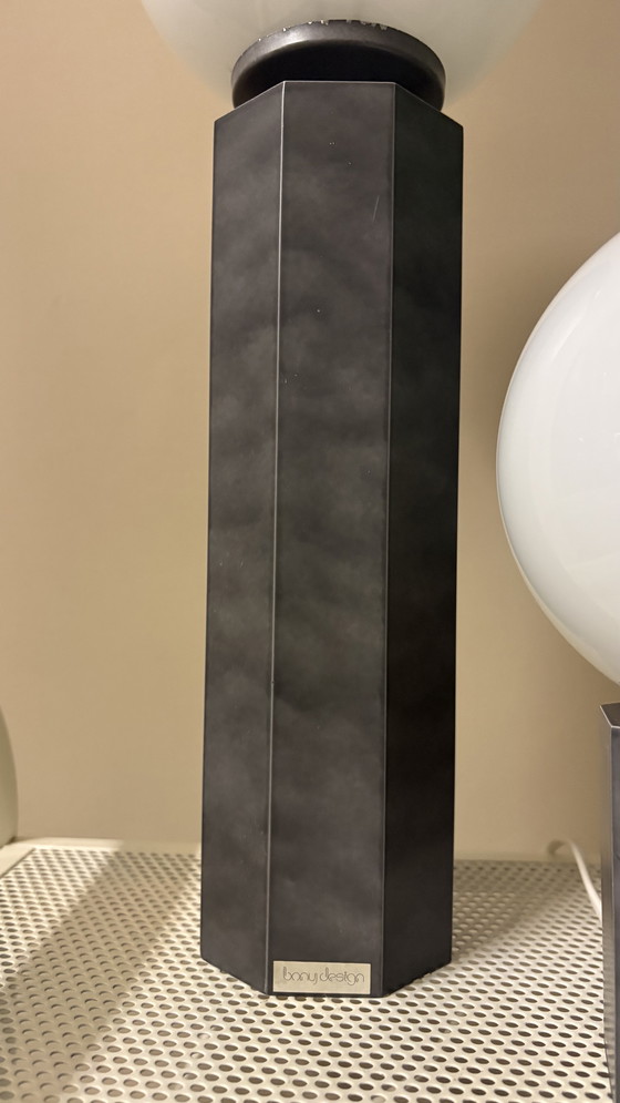 Image 1 of Lot de 2 lampes sur pied vintage Bony Design Space Age, globe en verre gris