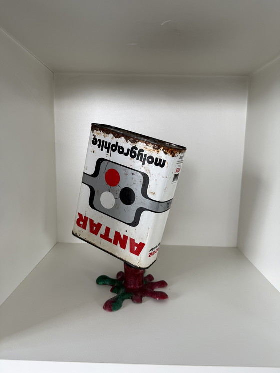 Image 1 of Antar "leaking" oil can