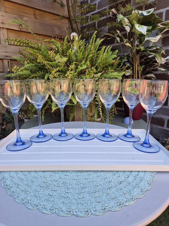 Vintage Luminarc Azur Wine Glasses, Set of 7 – Original Box – Made in France (blue stem) – Glass & Decanter (photo 8 of 12)
