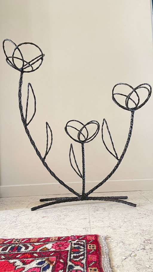 Soporte para plantas de acero curvado de estilo vintage