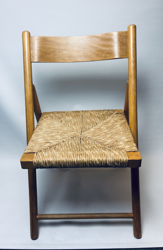 Image 1 of Set of 2 vintage wooden folding chairs with rattan seats – 1970s/1980s kg