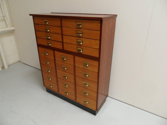 Classeur vintage en acajou avec tiroirs – Commodes, Wood (photo 6 of 10)