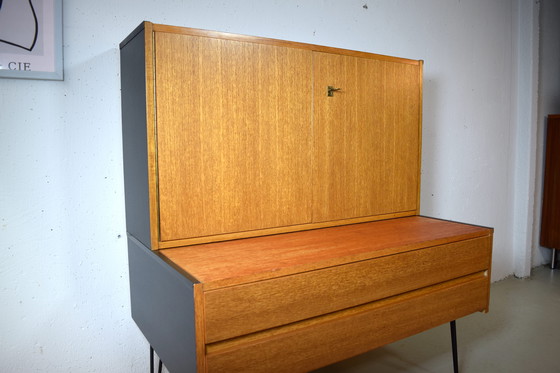 Image 1 of Mobiletto/cassettiera in teak anni '60 di Omnia, vintage, con bar.